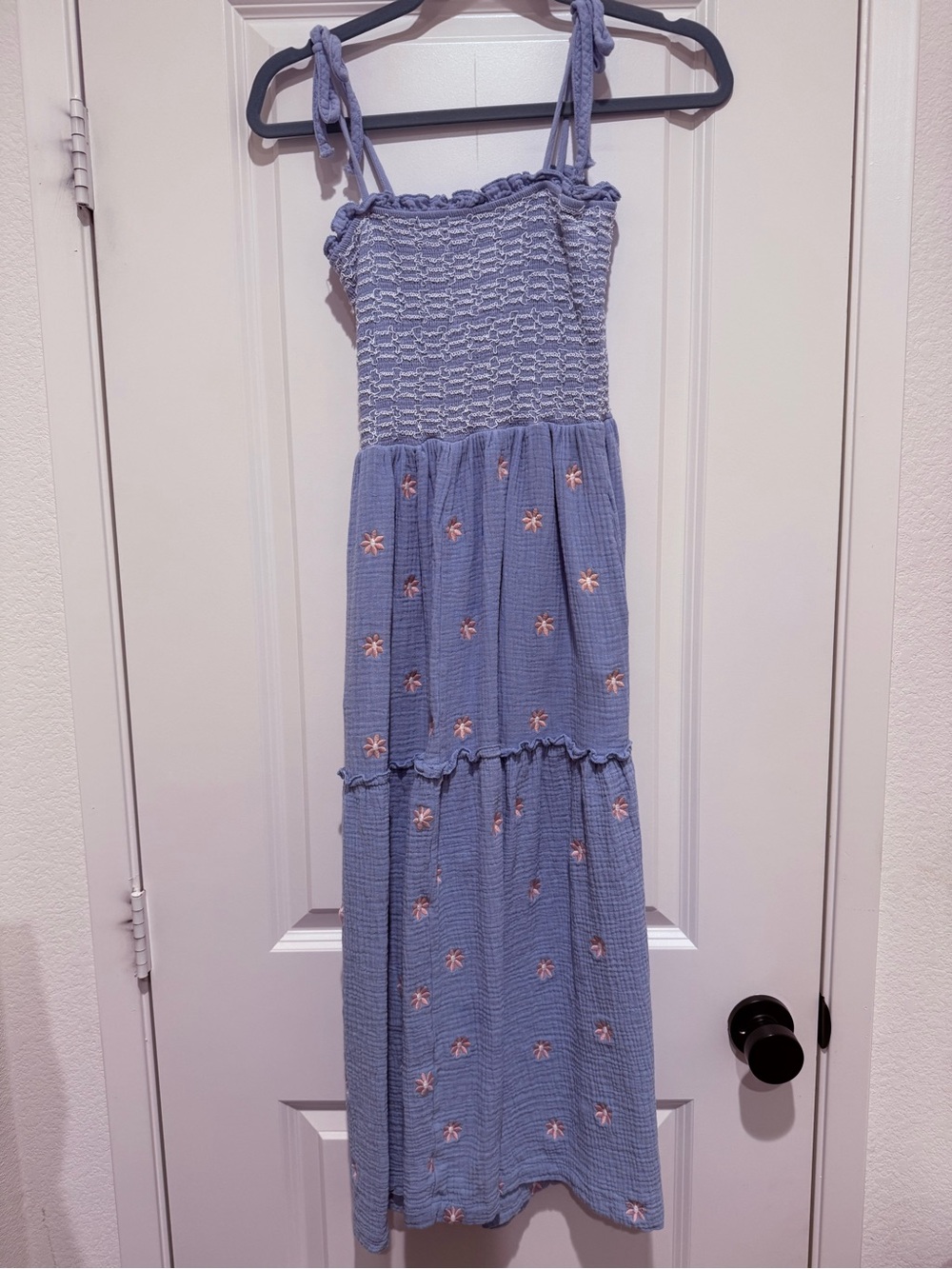 Women’s Floral Embroidered Maxi Dress - Size Medium